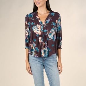 Last 1! NWT Lovestitch Floral Henly Top in Raisin